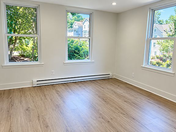 2nd image of 9 Elm St #3