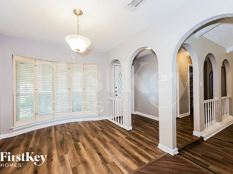 3944 Misty Meadow Dr — Photo 5