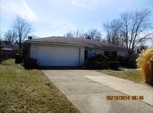 32100 Knobel St, Willowick, OH 44095