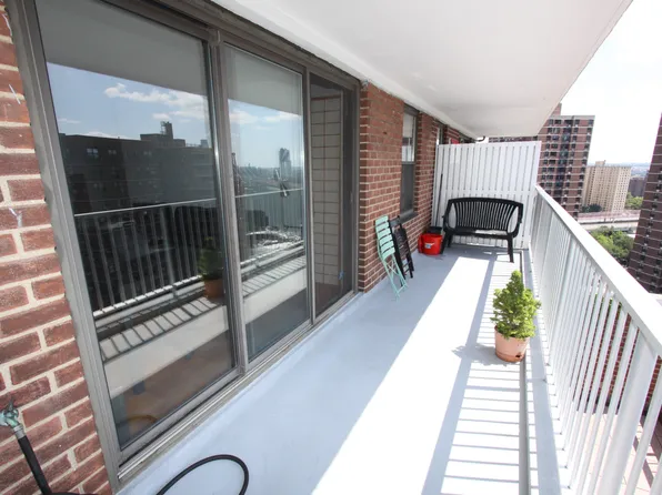 417 Grand Street image 5 of 15