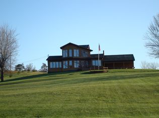 1027 Sun Valley Rd, Washington, WV 26181