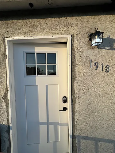 1916 Woden St #1918 Photo 1