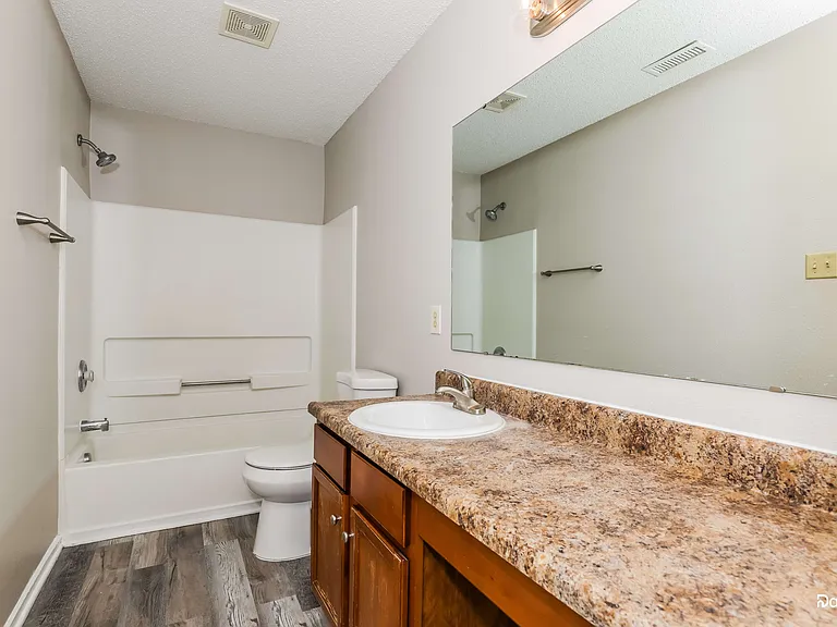 15305 Radiance Dr — Photo 12