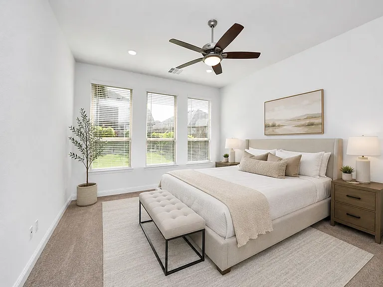 606 Round Lake Dr — Photo 14