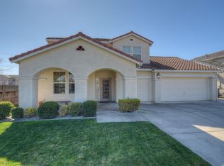 5401 Chronicle Ct, Riverbank, CA 95367