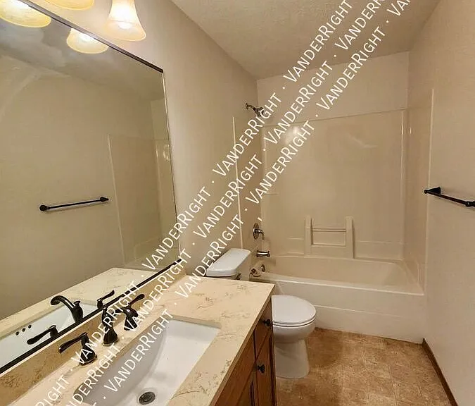 1419 N Conifer Pl — Photo 14