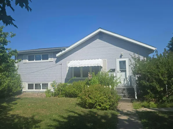 322 E 4th St, Madison, MN 56256