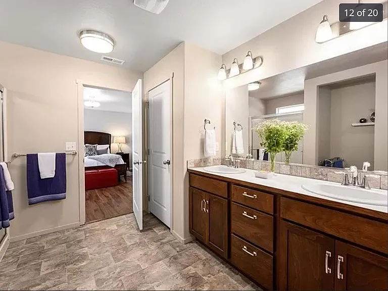 8903 N Cheltenham Ct — Photo 13
