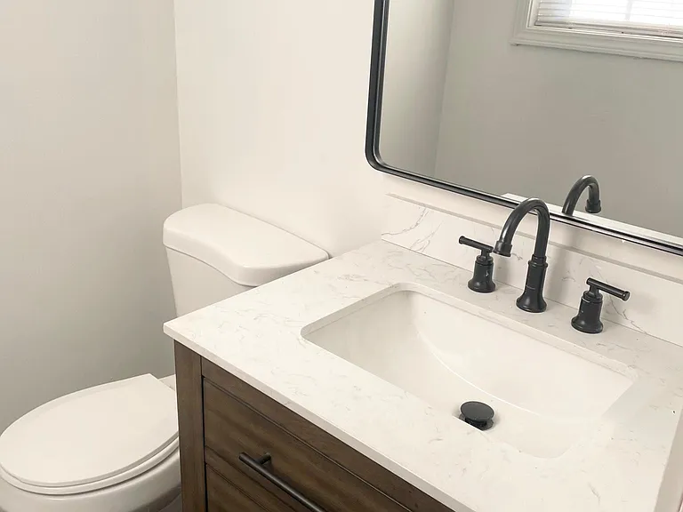 140 Monarch Ln — Photo 11