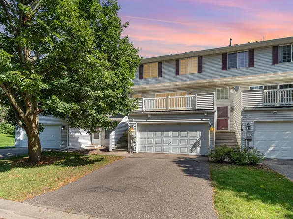 378 Gironde Ct, Woodbury, MN 55125