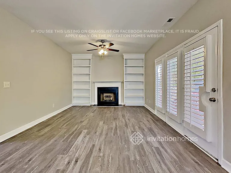 1600 Stoney Creek Ln — Photo 7