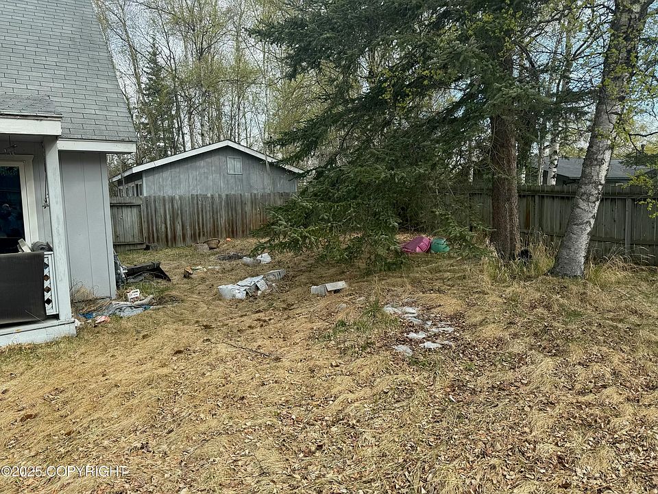 2nd image of 735 W Winter Ave
