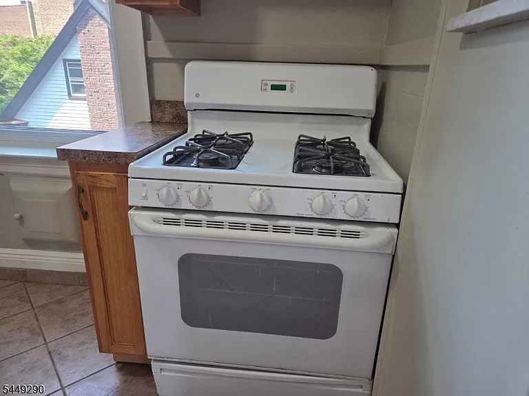 22 Seymour St #6 — Photo 19
