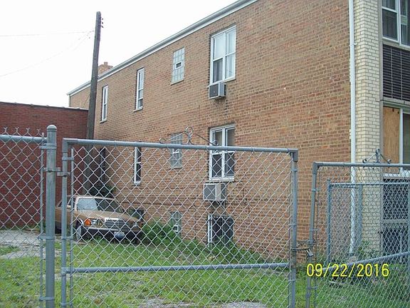 5th image of 7113 S Wabash Ave
