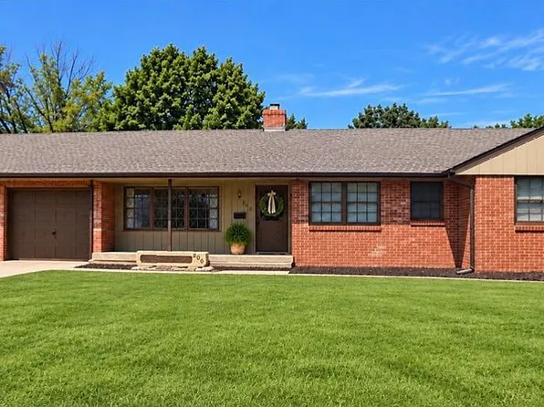 206 W 28th Ave, Hutchinson, KS 67502