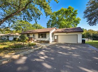 7739 Woodlawn Dr, Mounds View, MN 55112