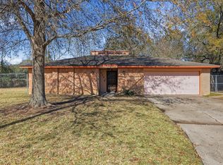 6280 Navajo Trl, Beaumont, TX 77708