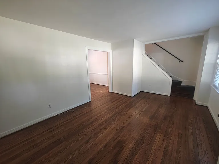 8402 Rolando Dr — Photo 7