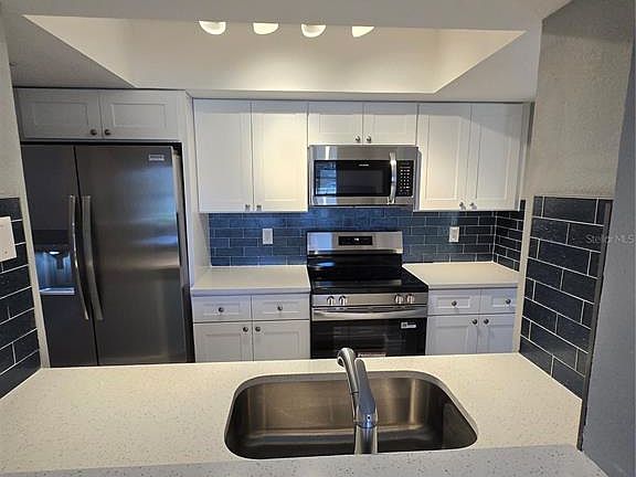 5th image of 4836 Onyx Ln #B