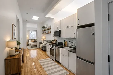 175 Knickerbocker Avenue, #6