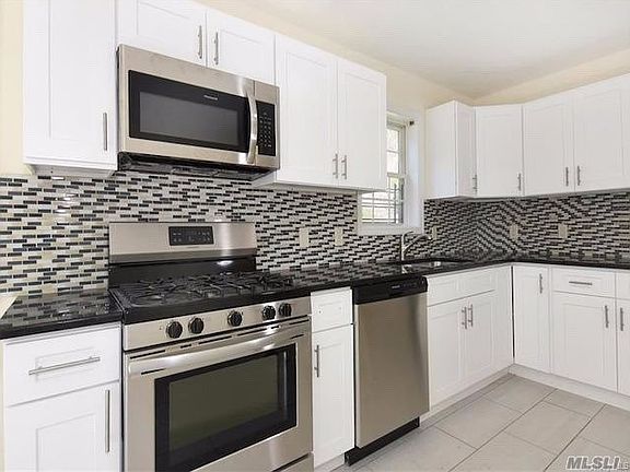 2nd image of 147 Orchard St #1 & 2