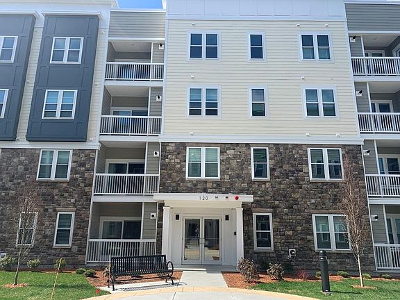 2nd image of 120 University Ave Unit 2203-203