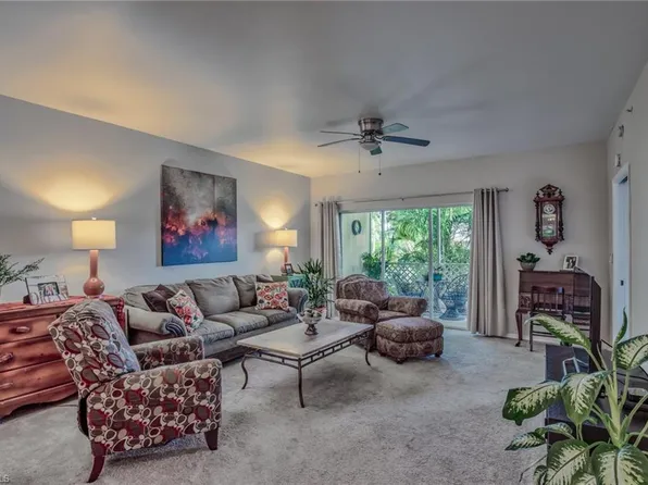 6010 Chardonnay Ln #10-102, Naples, FL 34119