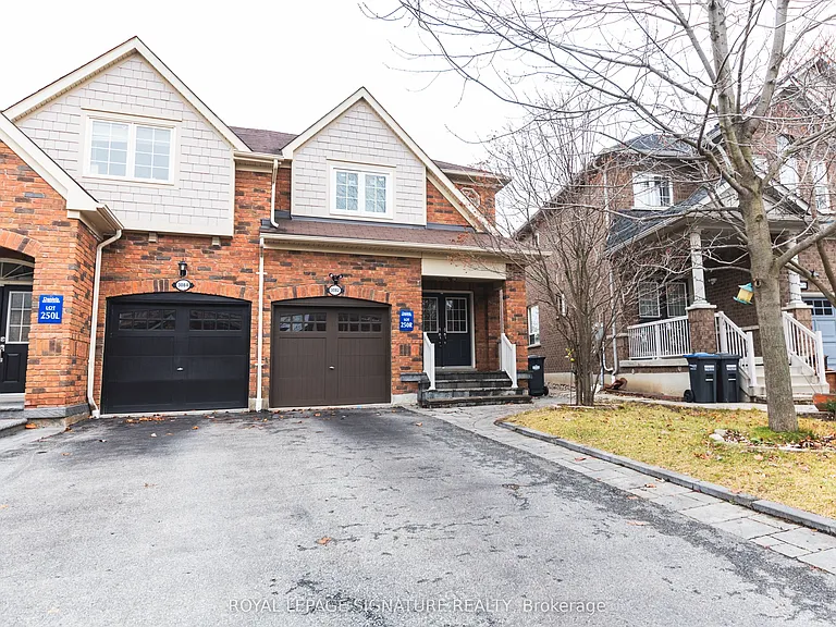 3082 Cabano Cres — Photo 1