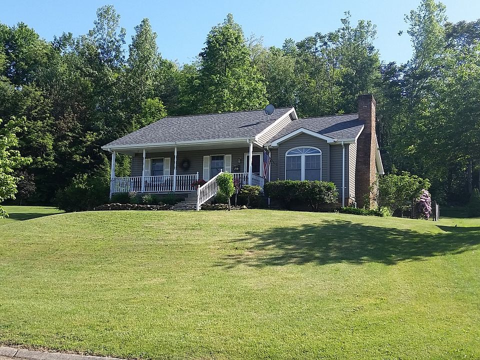 1st image of 216 Evans Ave