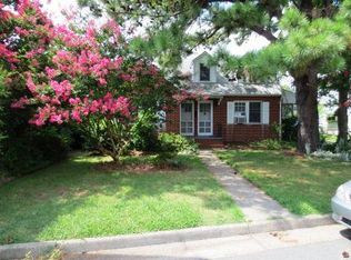 55 N Willard Ave, Hampton, VA 23663