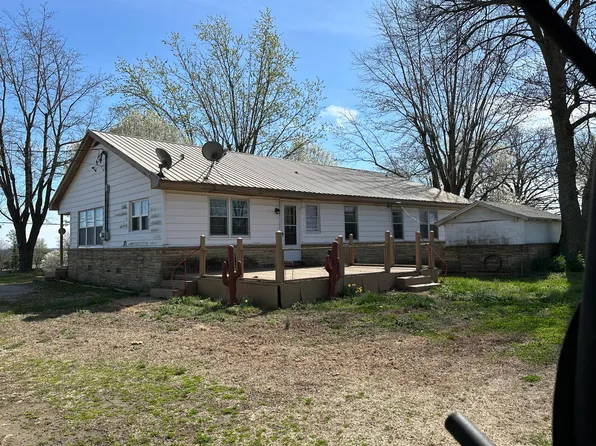 1817 Ridgeway Loop N, Harrison, AR 72601