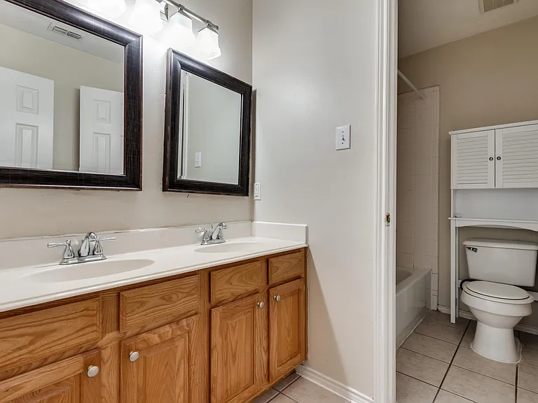 2904 Woods Dr — Photo 23