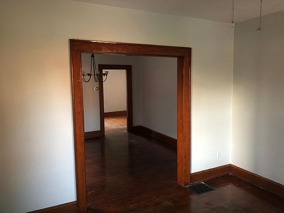 2nd image of 2128 Drex Ave Unit 1