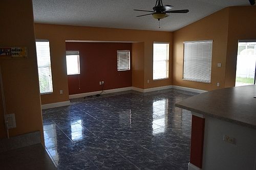 5th image of 29 Prince Anthony Ln