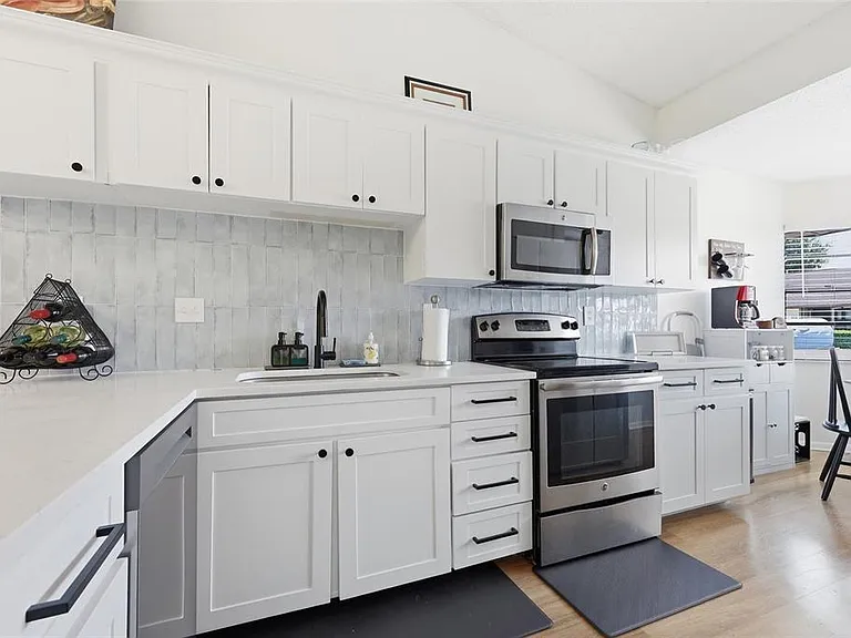 250 Homewood Ave #11A — Photo 4