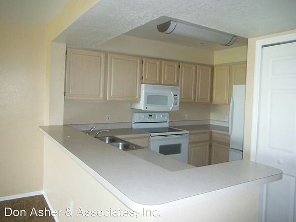 4th image of 13827 Fairway Island Dr APT 1236