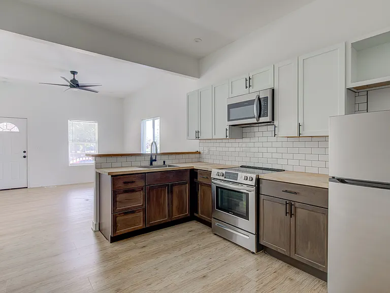 38 N Elder Ave #38 — Photo 4