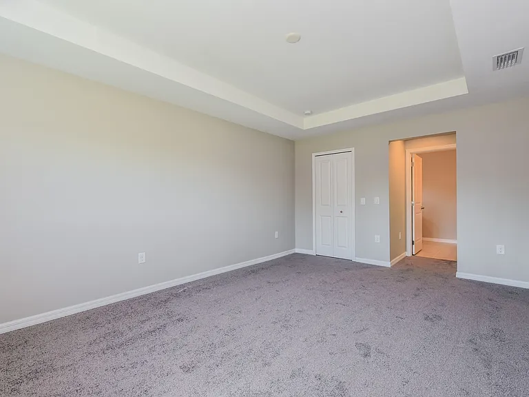 347 Pinehurst Ave — Photo 8