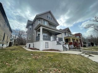 130 Hickory St APT 3, Chicago Heights, IL 60411