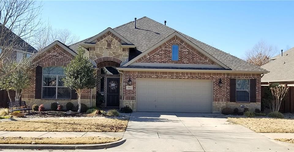 1st image of 3802 Desert Willow Dr