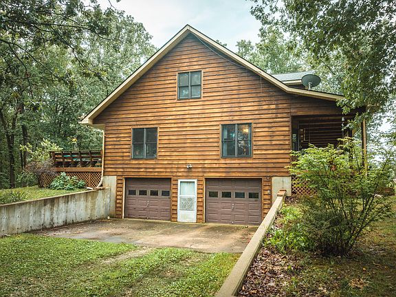 3rd image of 452 County Road 4210