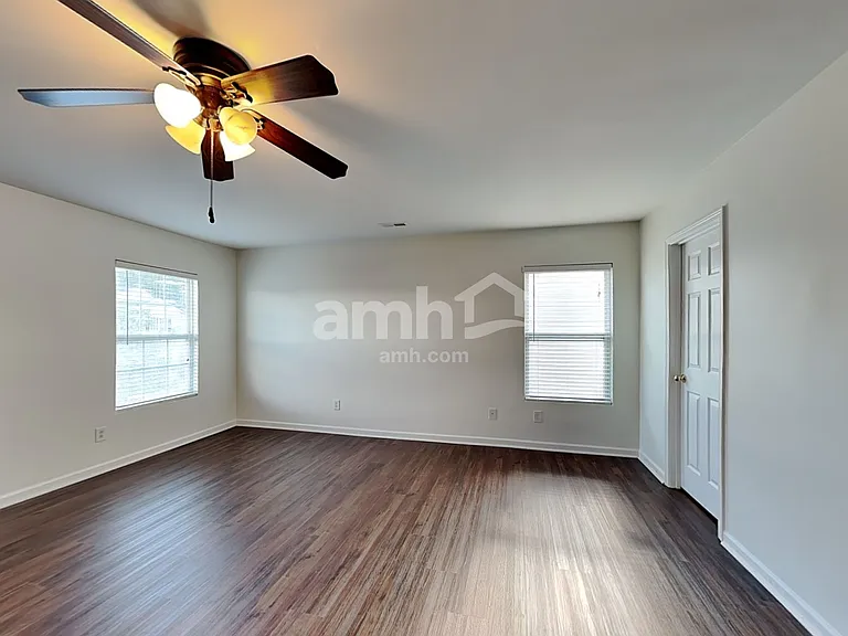 2811 Marville Ct — Photo 10