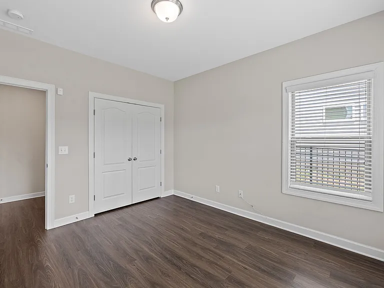 1004 Tarsnet Ln — Photo 24