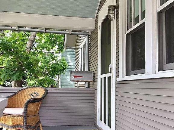 2nd image of 1012 Lincoln Ave