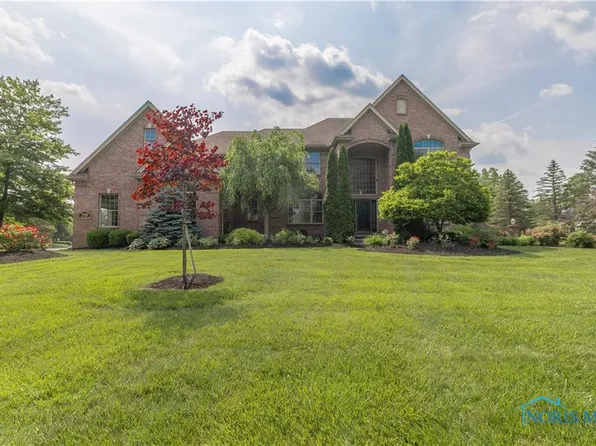 2436 Tiffany Village Blvd, Sylvania, OH 43560