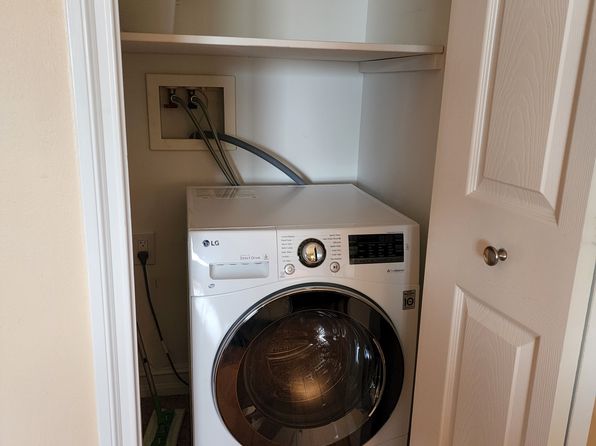 35300 Woodward Ave APT 406