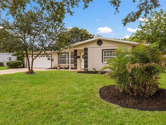 3rd image of 3705 17th Avenue Dr W