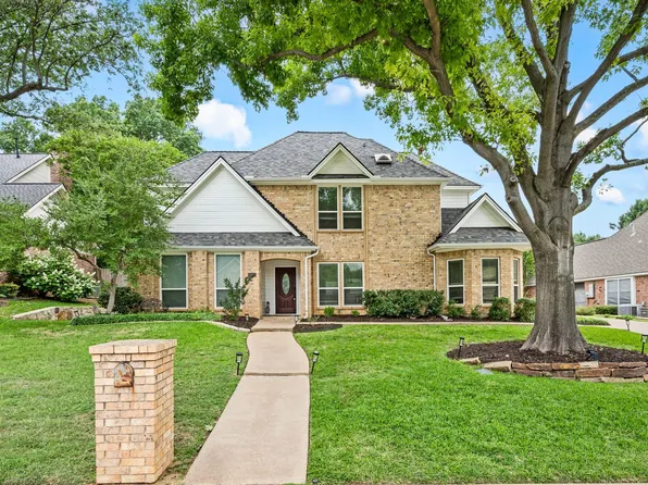 4300 Green Meadow St E, Colleyville, TX 76034