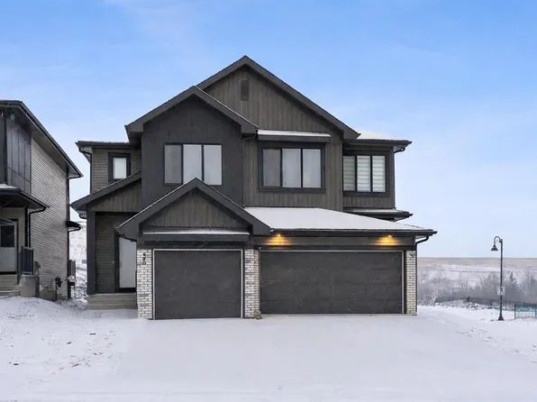 35 W Heritage Heath, Cochrane, AB T4C 0L3