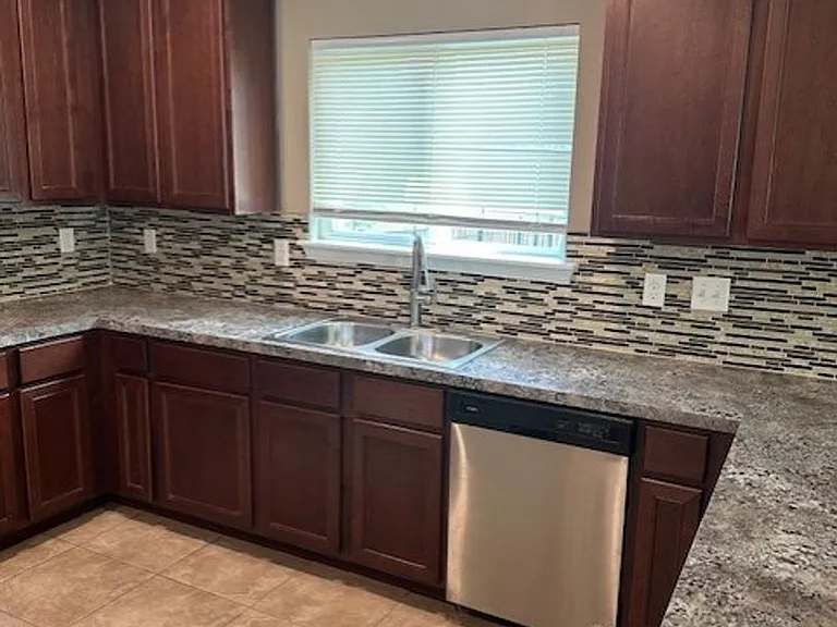 9670 Freefall Rd — Photo 10